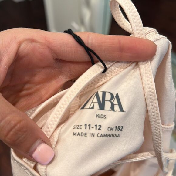 Cross strap leotard - Picture 8 of 8